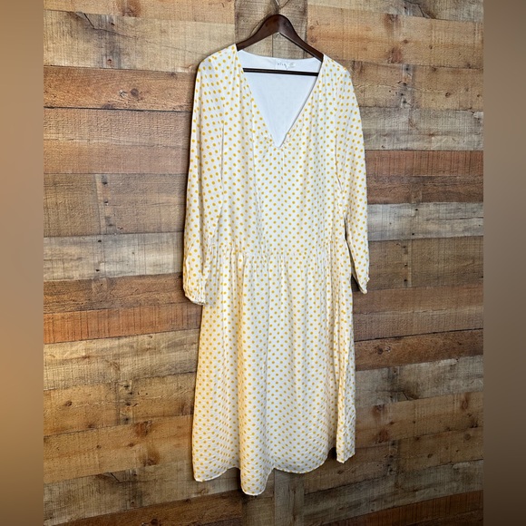 Vila midi dress with balloon sleeve in yellow spot - Picture 9 of 15